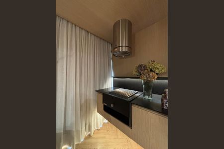 Apartamento à venda com 128m², 2 quartos e 2 vagas Apartamento à venda com 128m², 2 quartos e 2 vagasCozinha