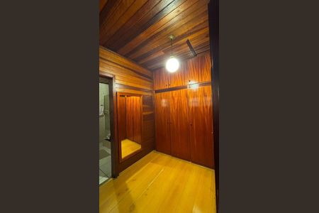 Casa à venda com 3 quartos, 401m² em Parque Sao Luiz, Jundiaí