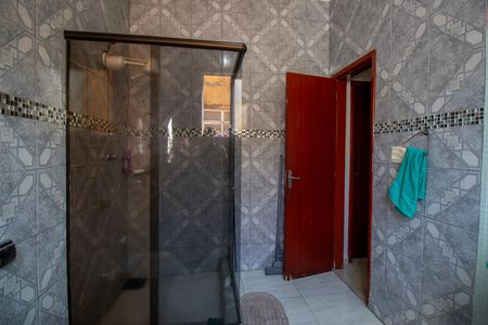 Banheiro de apartamento à venda com 3 quartos, 95m² em Bonsucesso, Rio de Janeiro