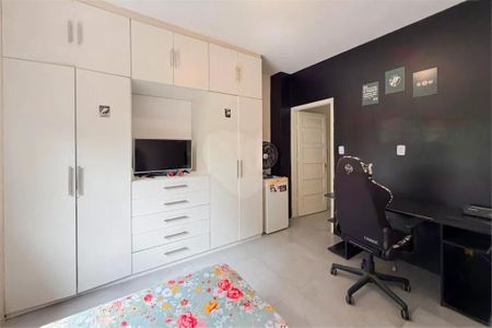 Casa à venda com 3 quartos, 150m² em Vila Monumento, São Paulo