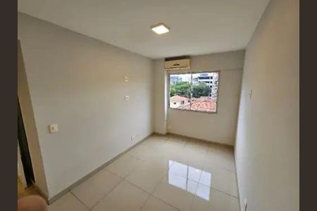 Apartamento à venda com 60m², 2 quartos e 1 vaga