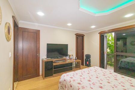 Suíte de casa à venda com 2 quartos, 250m² em São José, Canoas
