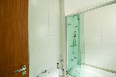 Apartamento à venda com 123m², 3 quartos e 3 vagasBanheiro da Suíte