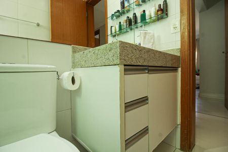 Apartamento à venda com 123m², 3 quartos e 3 vagasBanheiro