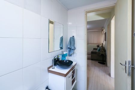 Banheiro de apartamento para alugar com 2 quartos, 47m² em Jardim Bandeirante, Diadema