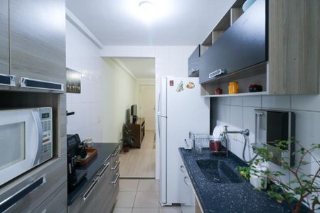 Cozinha de apartamento para alugar com 2 quartos, 47m² em Jardim Bandeirante, Diadema
