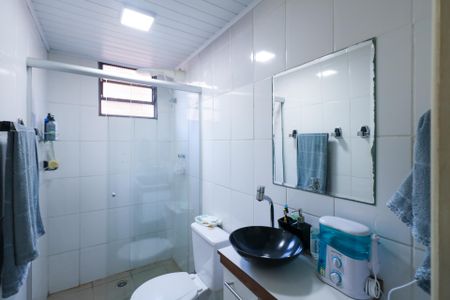 Banheiro de apartamento para alugar com 2 quartos, 47m² em Jardim Bandeirante, Diadema