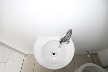 Casa para alugar com 60m², 2 quartos e 1 vagaLavabo