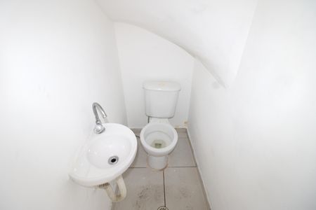 Casa para alugar com 60m², 2 quartos e 1 vagaLavabo