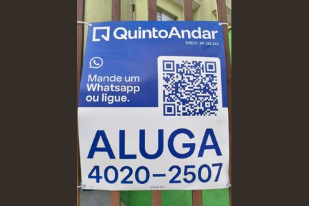 Casa para alugar com 60m², 2 quartos e 1 vaga Casa para alugar com 60m², 2 quartos e 1 vagaFachada