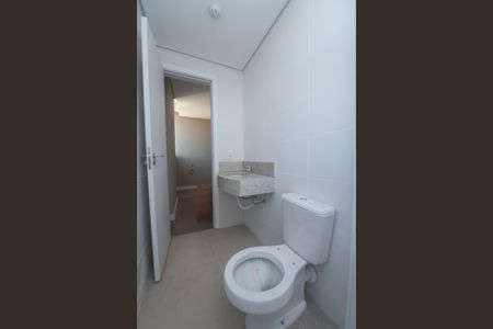 Banheiro suite lado B  de kitnet/studio à venda com 2 quartos, 163m² em Santa Lúcia, Belo Horizonte