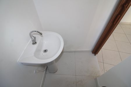 Banheiro de kitnet/studio para alugar com 1 quarto, 35m² em Casa Verde, São Paulo