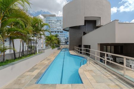 Apartamento para alugar com 50m², 1 quarto e 1 vagaÁrea comum - Piscina