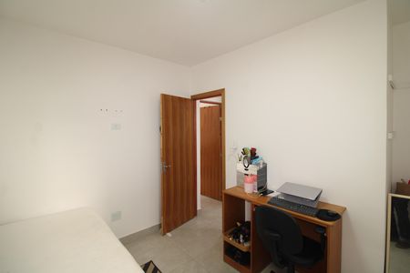 Quarto 2 de casa para alugar com 2 quartos, 115m² em Vila Bianca, São Paulo