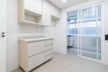 Cozinha de apartamento à venda com 2 quartos, 110m² em Itaim Bibi, São Paulo