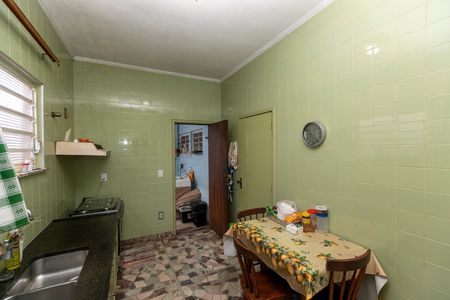 Casa para alugar com 200m², 4 quartos e 3 vagas Casa para alugar com 200m², 4 quartos e 3 vagasCozinha