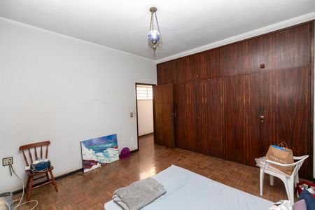 Casa para alugar com 200m², 4 quartos e 3 vagas Casa para alugar com 200m², 4 quartos e 3 vagasSuíte