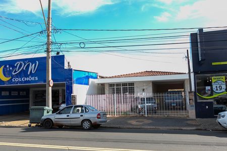 Fachada de casa para alugar com 4 quartos, 200m² em Jardim Nossa Senhora Auxiliadora, Campinas