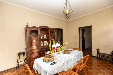 Casa para alugar com 200m², 4 quartos e 3 vagas Casa para alugar com 200m², 4 quartos e 3 vagasSala de Jantar