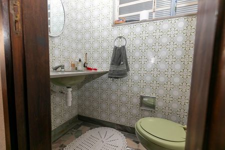 Casa para alugar com 200m², 4 quartos e 3 vagas Casa para alugar com 200m², 4 quartos e 3 vagasLavabo