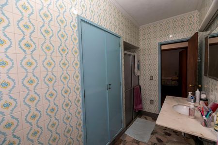 Casa para alugar com 200m², 4 quartos e 3 vagas Casa para alugar com 200m², 4 quartos e 3 vagasBanheiro Social