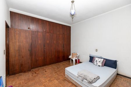 Casa para alugar com 200m², 4 quartos e 3 vagas Casa para alugar com 200m², 4 quartos e 3 vagasSuíte