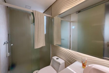 Casa à venda com 300m², 5 quartos e 6 vagas Casa à venda com 300m², 5 quartos e 6 vagasBanheiro Suite