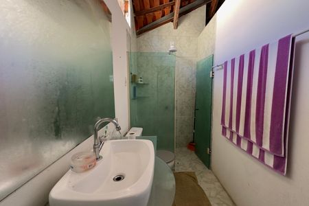 Casa à venda com 300m², 5 quartos e 6 vagas Casa à venda com 300m², 5 quartos e 6 vagasBanheiro Social
