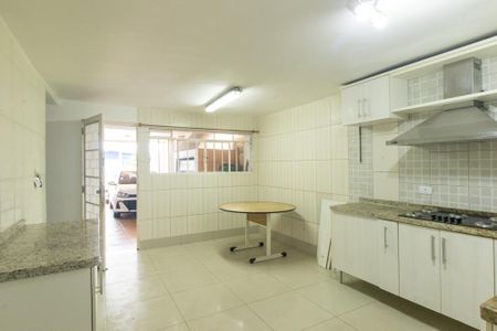 Cozinha de apartamento para alugar com 4 quartos, 140m² em Portão, Curitiba