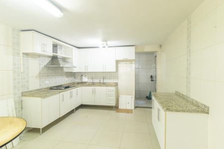 Apartamento para alugar com 140m², 4 quartos e 4 vagas Apartamento para alugar com 140m², 4 quartos e 4 vagasCozinha