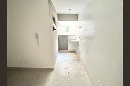 Apartamento para alugar com 28m², 1 quarto e sem vaga Apartamento para alugar com 28m², 1 quarto e sem vagaCozinha e Área de Serviço