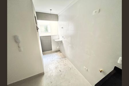 Apartamento para alugar com 28m², 1 quarto e sem vaga Apartamento para alugar com 28m², 1 quarto e sem vagaCozinha e Área de Serviço