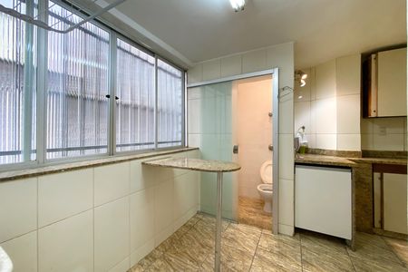 Apartamento para alugar com 139m², 3 quartos e 1 vagaÁrea de Serviço