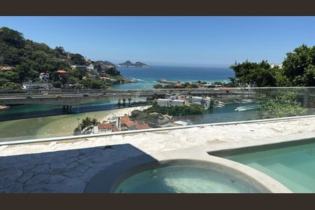 Casa de Condomínio à venda com 5 quartos, 500m² em Joá, Rio de Janeiro