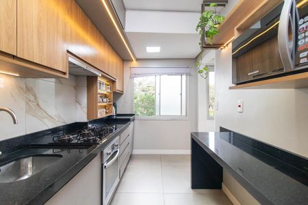 Apartamento à venda com 108m², 3 quartos e 2 vagas Apartamento à venda com 108m², 3 quartos e 2 vagasCozinha e Área de Serviço
