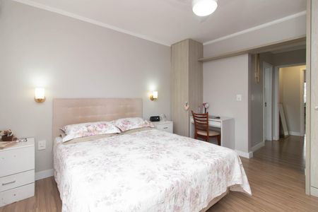 Apartamento à venda com 108m², 3 quartos e 2 vagas Apartamento à venda com 108m², 3 quartos e 2 vagasQuarto 2