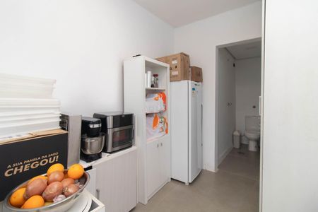 Apartamento à venda com 108m², 3 quartos e 2 vagas Apartamento à venda com 108m², 3 quartos e 2 vagasCozinha e Área de Serviço