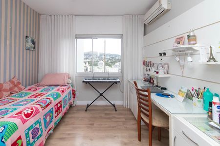 Apartamento à venda com 108m², 3 quartos e 2 vagas Apartamento à venda com 108m², 3 quartos e 2 vagasQuarto 1