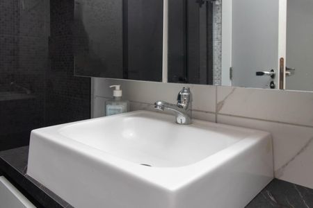 Apartamento à venda com 108m², 3 quartos e 2 vagas Apartamento à venda com 108m², 3 quartos e 2 vagasBanheiro do Quarto 2
