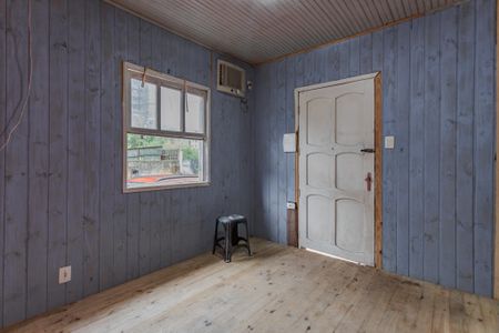 Sala de casa para alugar com 3 quartos, 54m² em Boa Vista, Porto Alegre