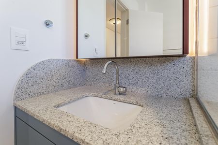 Apartamento para alugar com 91m², 3 quartos e 1 vaga Apartamento para alugar com 91m², 3 quartos e 1 vagaBanheiro