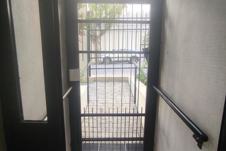 Apartamento à venda com 214m², 4 quartos e 2 vagas Apartamento à venda com 214m², 4 quartos e 2 vagasÁrea comum