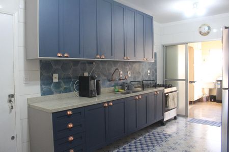 Apartamento à venda com 214m², 4 quartos e 2 vagasCozinha