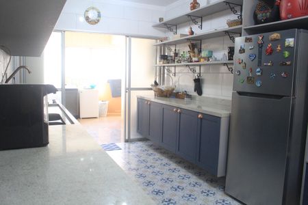 Apartamento à venda com 214m², 4 quartos e 2 vagasCozinha