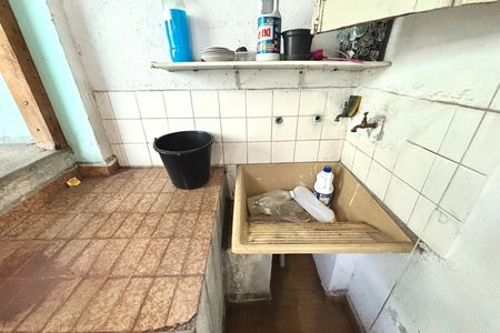 Casa para alugar com 52m², 1 quarto e sem vagaÁrea de Serviço