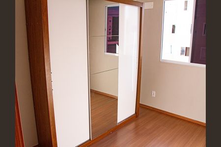 Quarto 1 de apartamento para alugar com 2 quartos, 48m² em Guaratiba, Rio de Janeiro