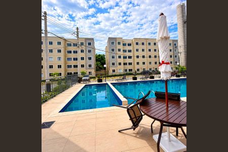 Piscina de apartamento para alugar com 2 quartos, 48m² em Guaratiba, Rio de Janeiro