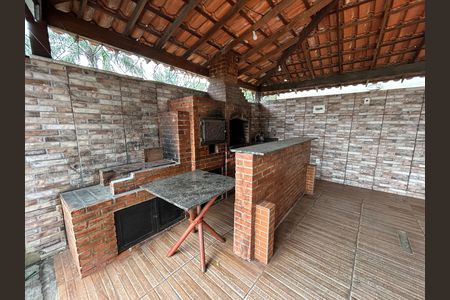 Apartamento para alugar com 44m², 2 quartos e 1 vagaÁrea comum - Churrasqueira