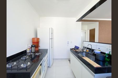 Apartamento à venda com 2 quartos, 50m² em Califórnia, Belo Horizonte