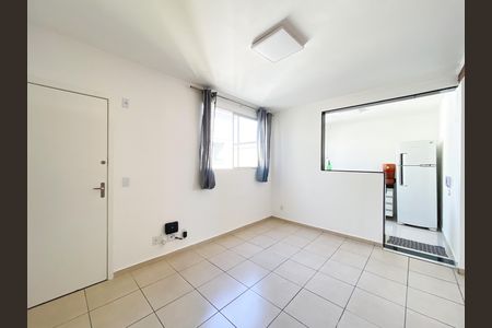 Apartamento à venda com 2 quartos, 50m² em Califórnia, Belo Horizonte